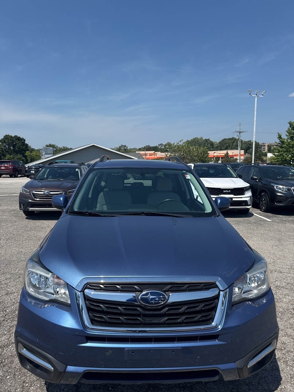 Used 2018 Subaru Forester Premium with VIN JF2SJADC1JH615757 for sale in Kansas City