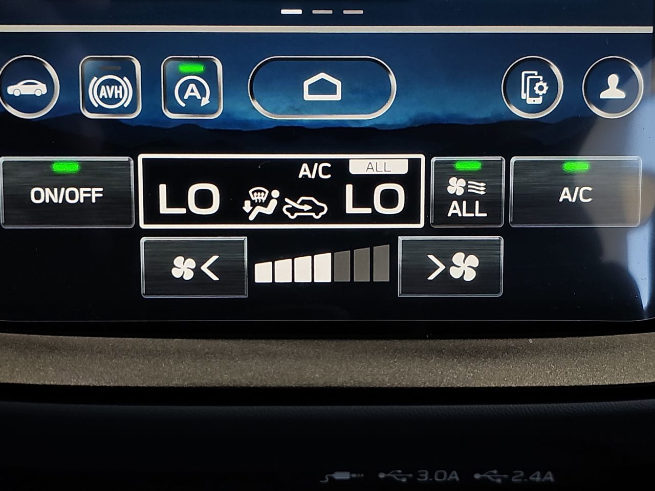 New 2026 Crystal White Pearl Subaru Premium image 21