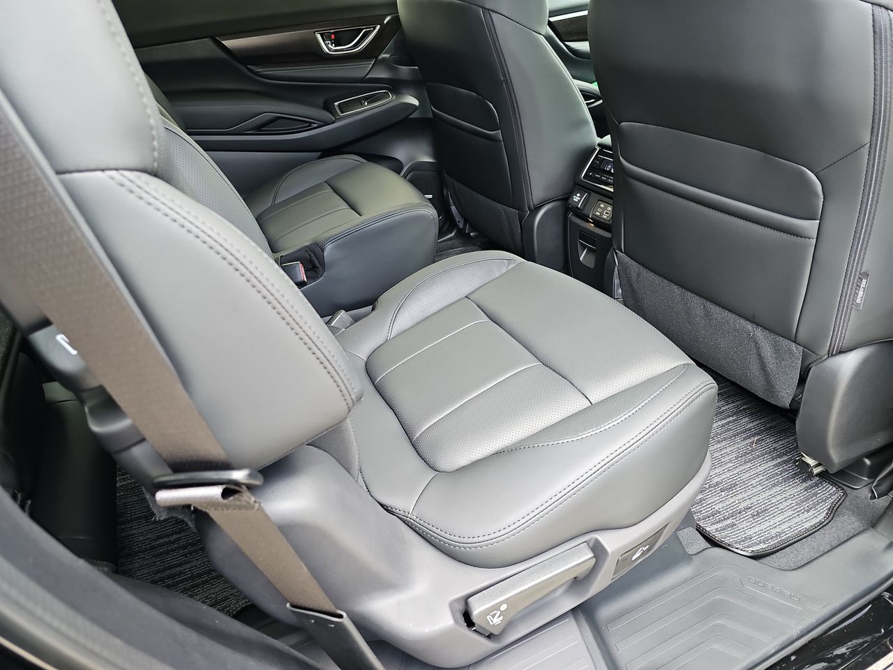 New 2026 Crystal Black Silica Subaru Touring 7-Passenger image 11