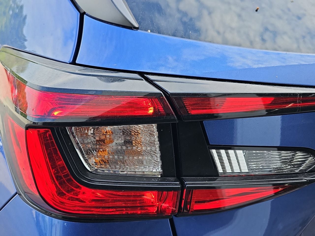 Certified Used 2025 Blue Pearl Subaru Premium image 39