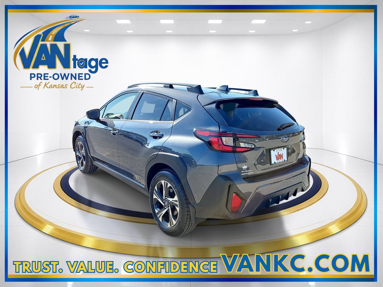 Used 2024 Gray Metallic Subaru Premium image 9