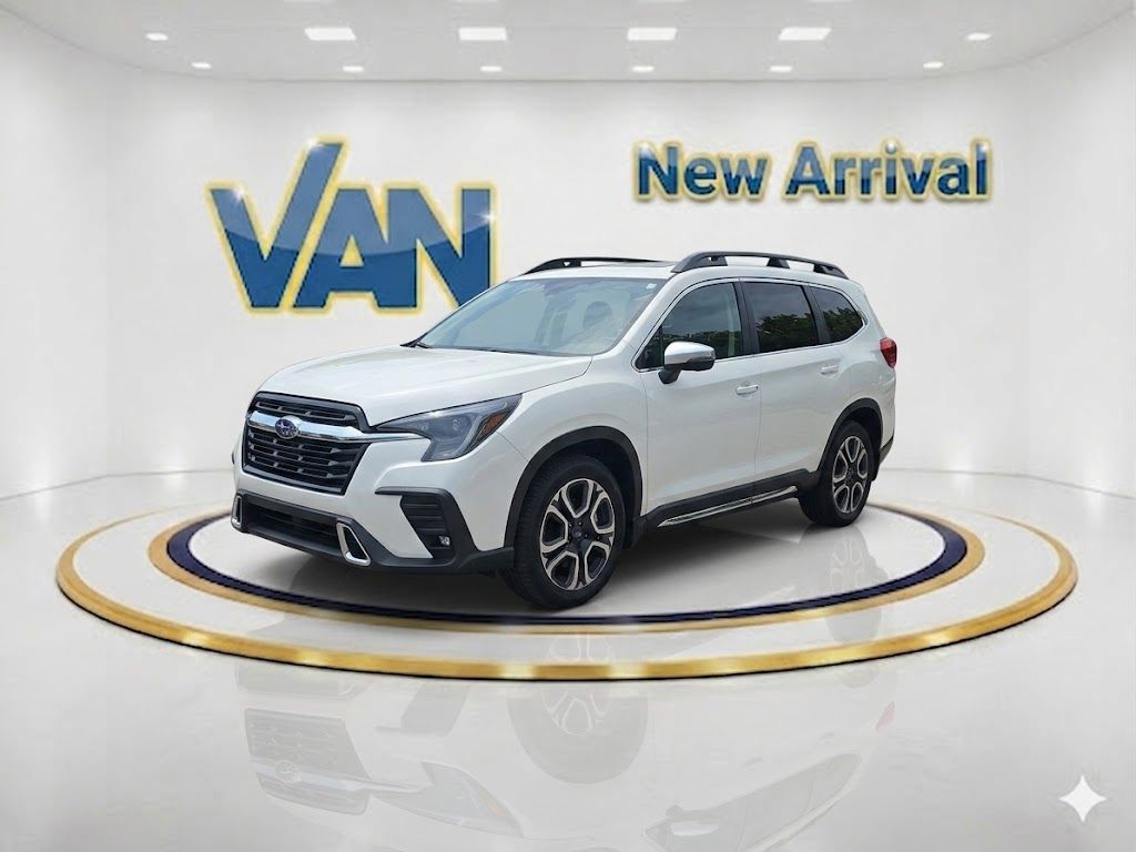 2023 Subaru Ascent Touring's photo