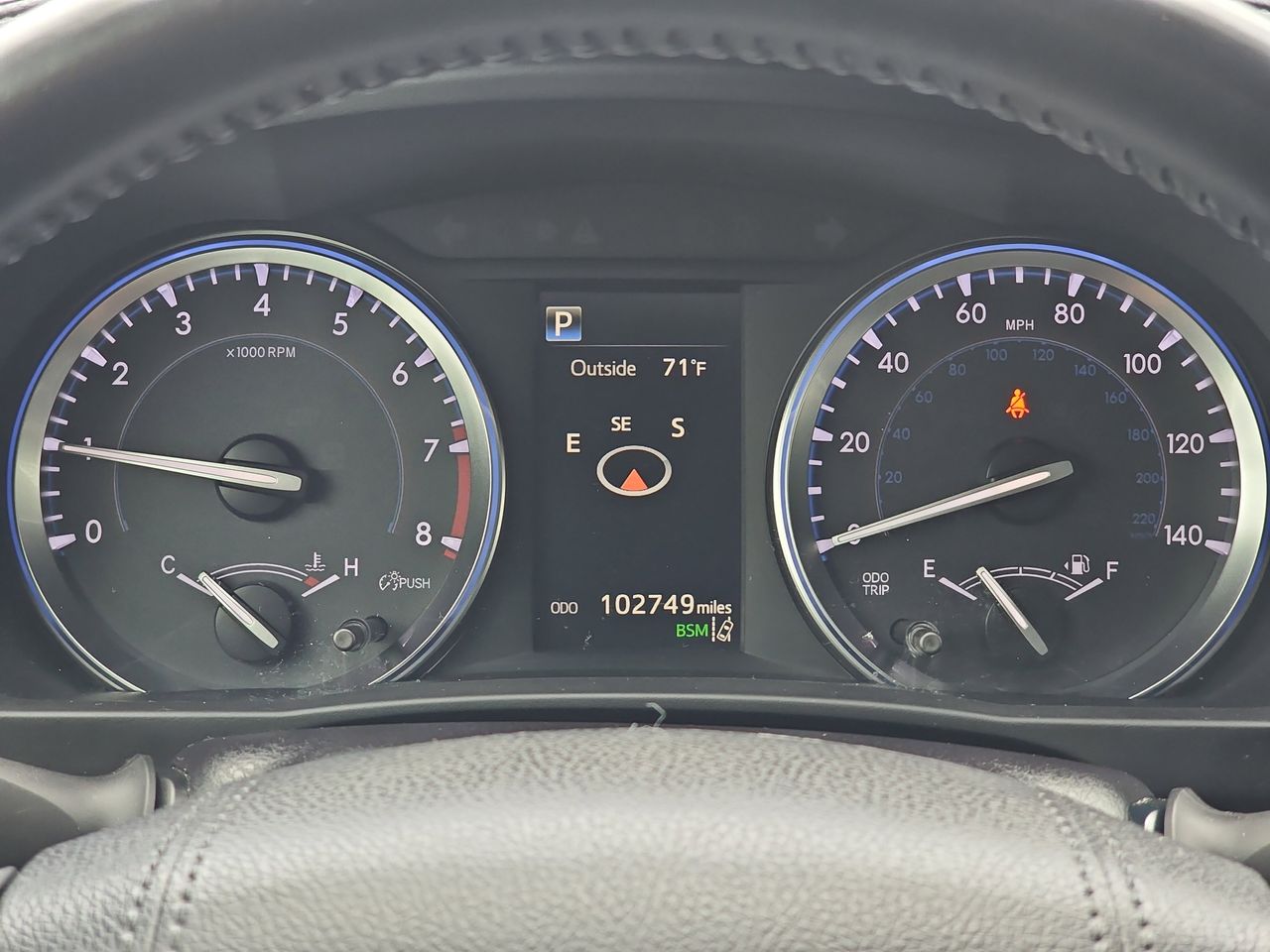 Used 2017 Salsa Red Pearl Toyota XLE image 26