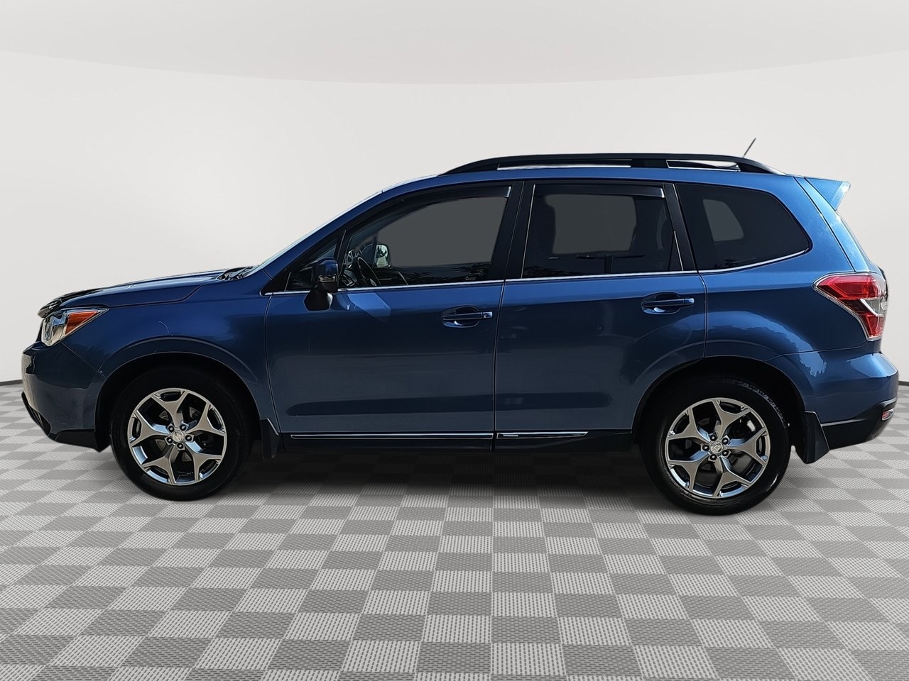 Used 2015 Subaru Forester i Touring with VIN JF2SJAWC7FH592151 for sale in Kansas City