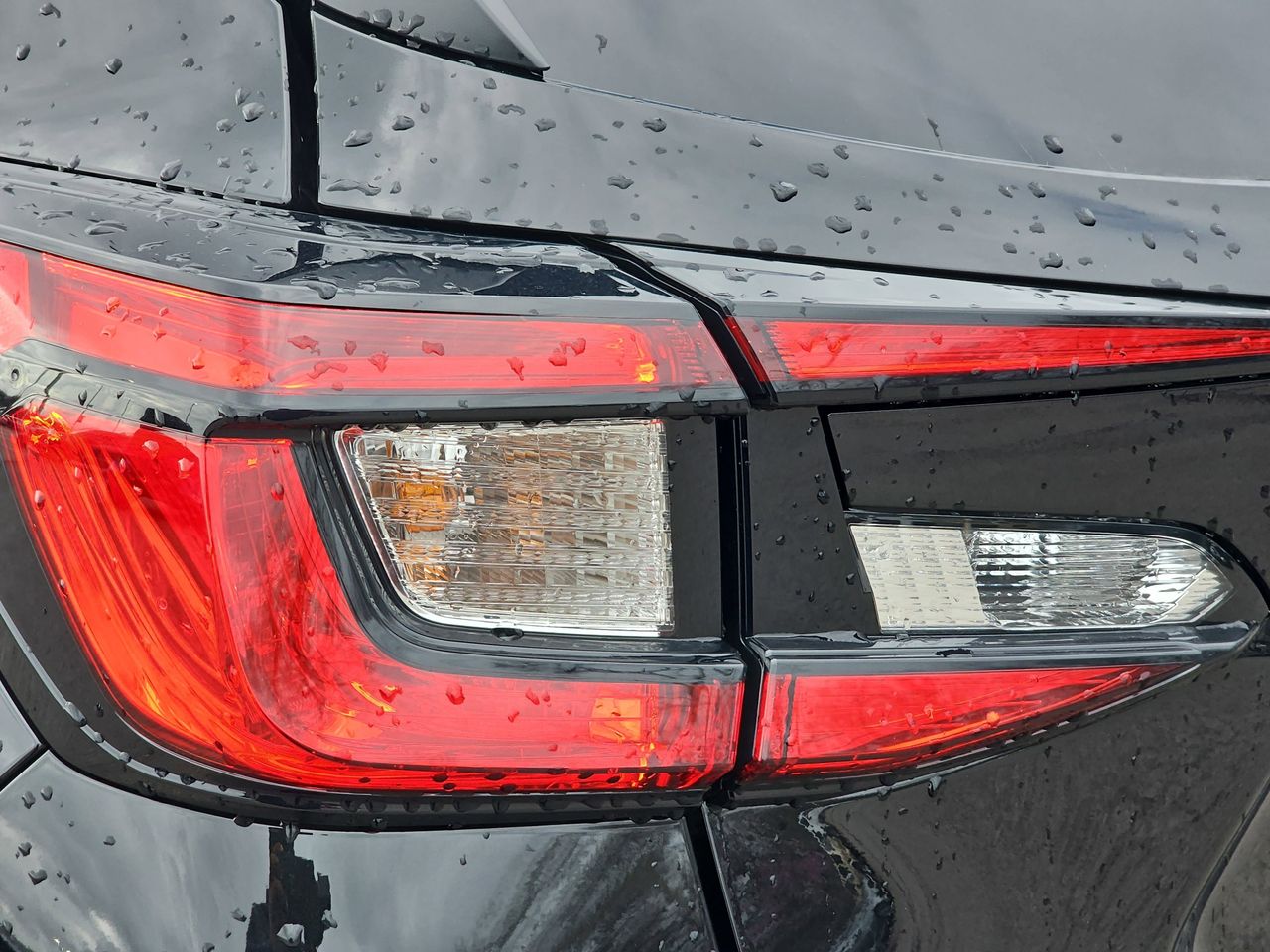 New 2026 Crystal Black Silica Subaru Limited image 33