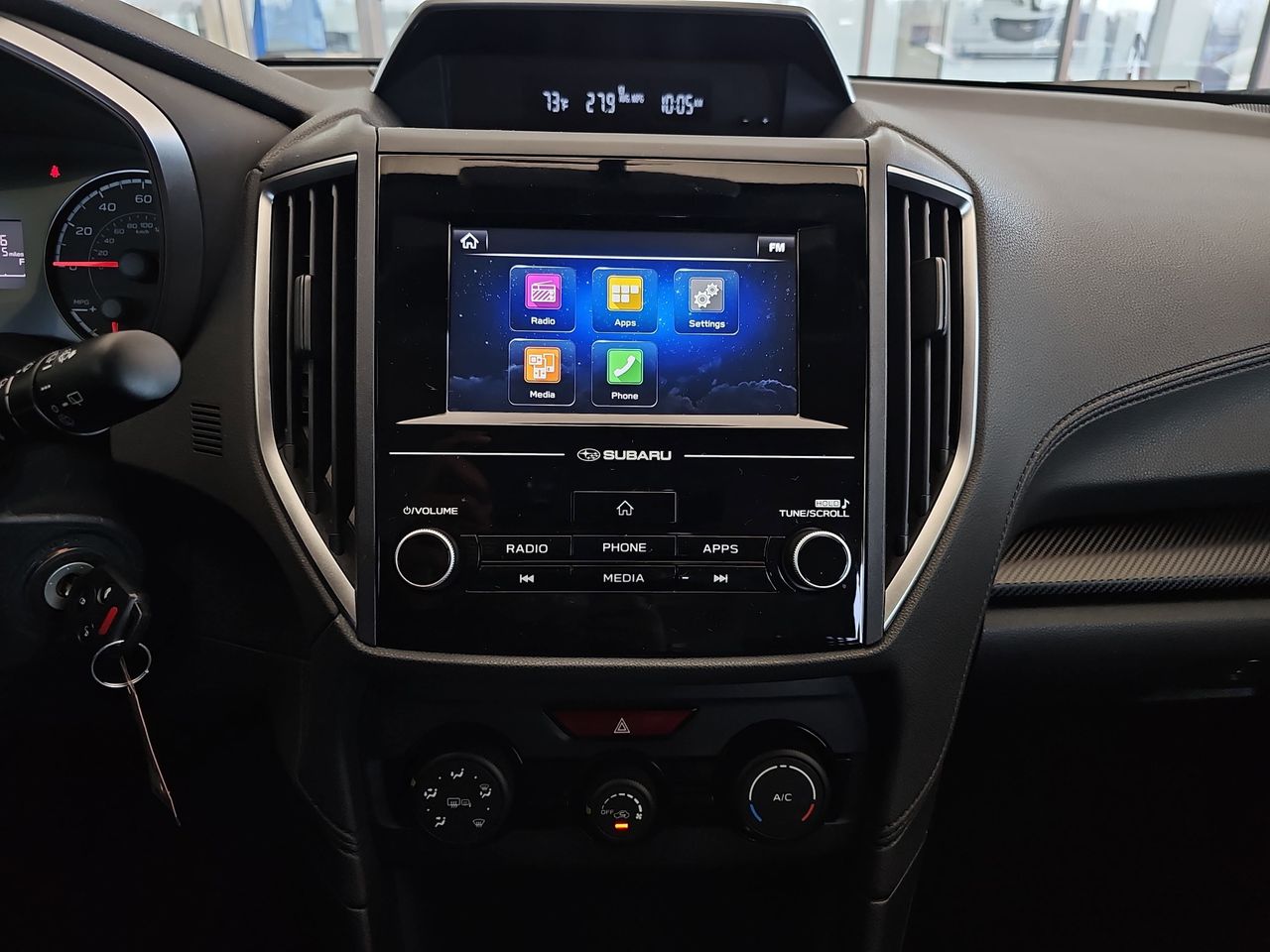 Used 2018 Dark Gray Metallic Subaru 2.0i Premium image 25