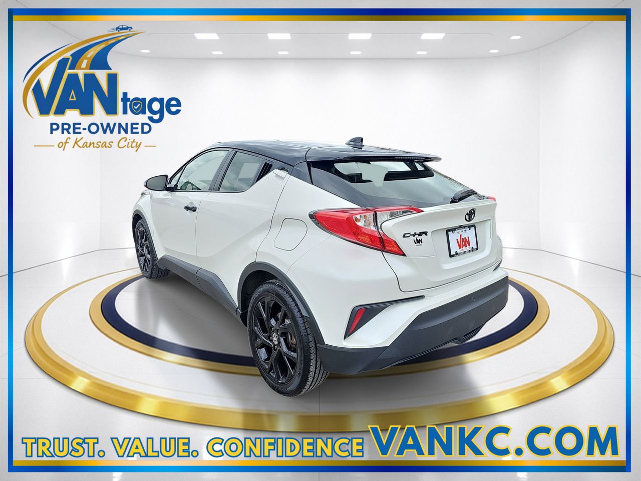 Used 2021 Blizzard Pearl w Black Roof Toyota Nightshade image 9