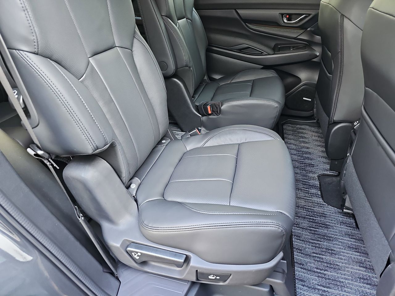 New 2026 Magnetite Gray Subaru Onyx Edition Touring 7-Passenger image 15