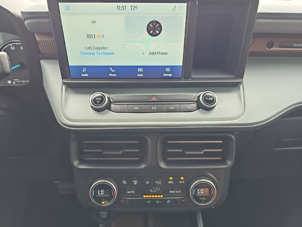 Used 2022 Red Metallic Ford Lariat image 24
