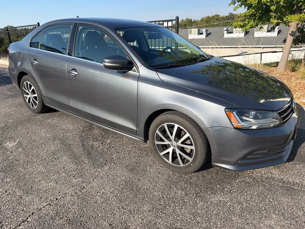 Used 2017 Volkswagen Jetta SE with VIN 3VWDB7AJ5HM297574 for sale in Kansas City