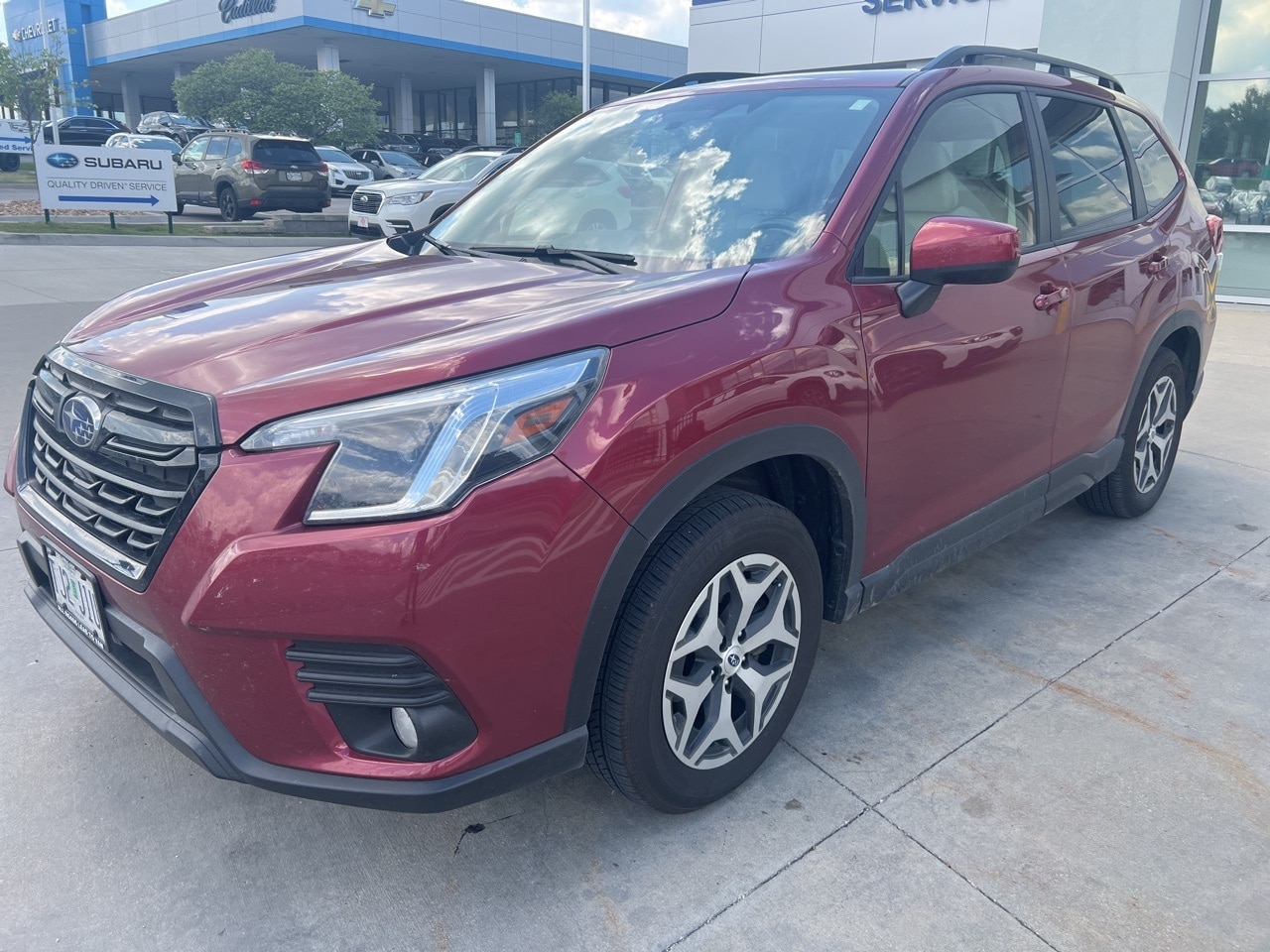 Used 2022 Subaru Forester Premium with VIN JF2SKADC2NH489766 for sale in Kansas City