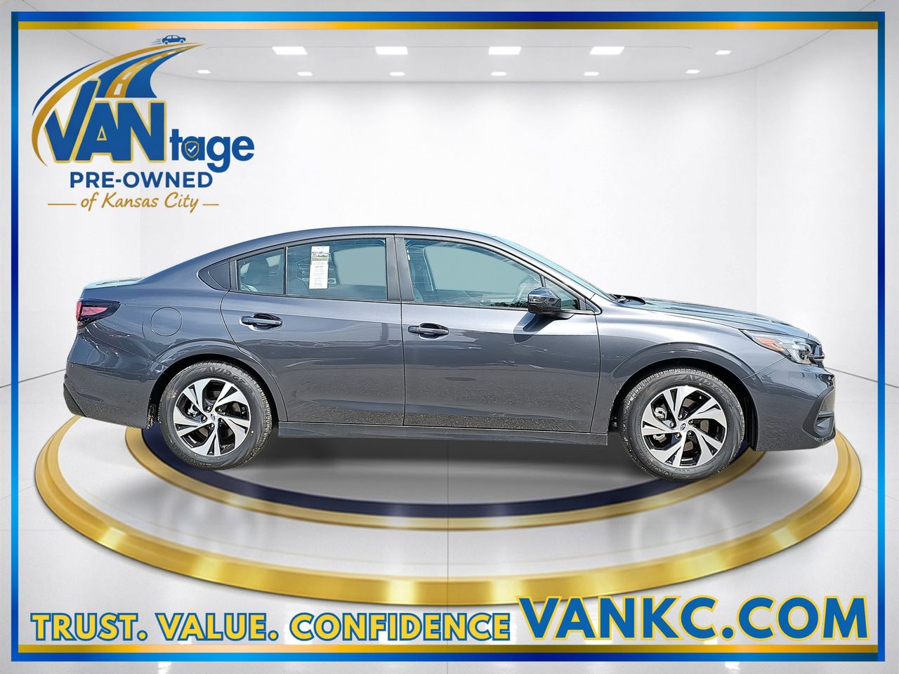 Certified Used 2025 Gray Metallic Subaru Premium image 5