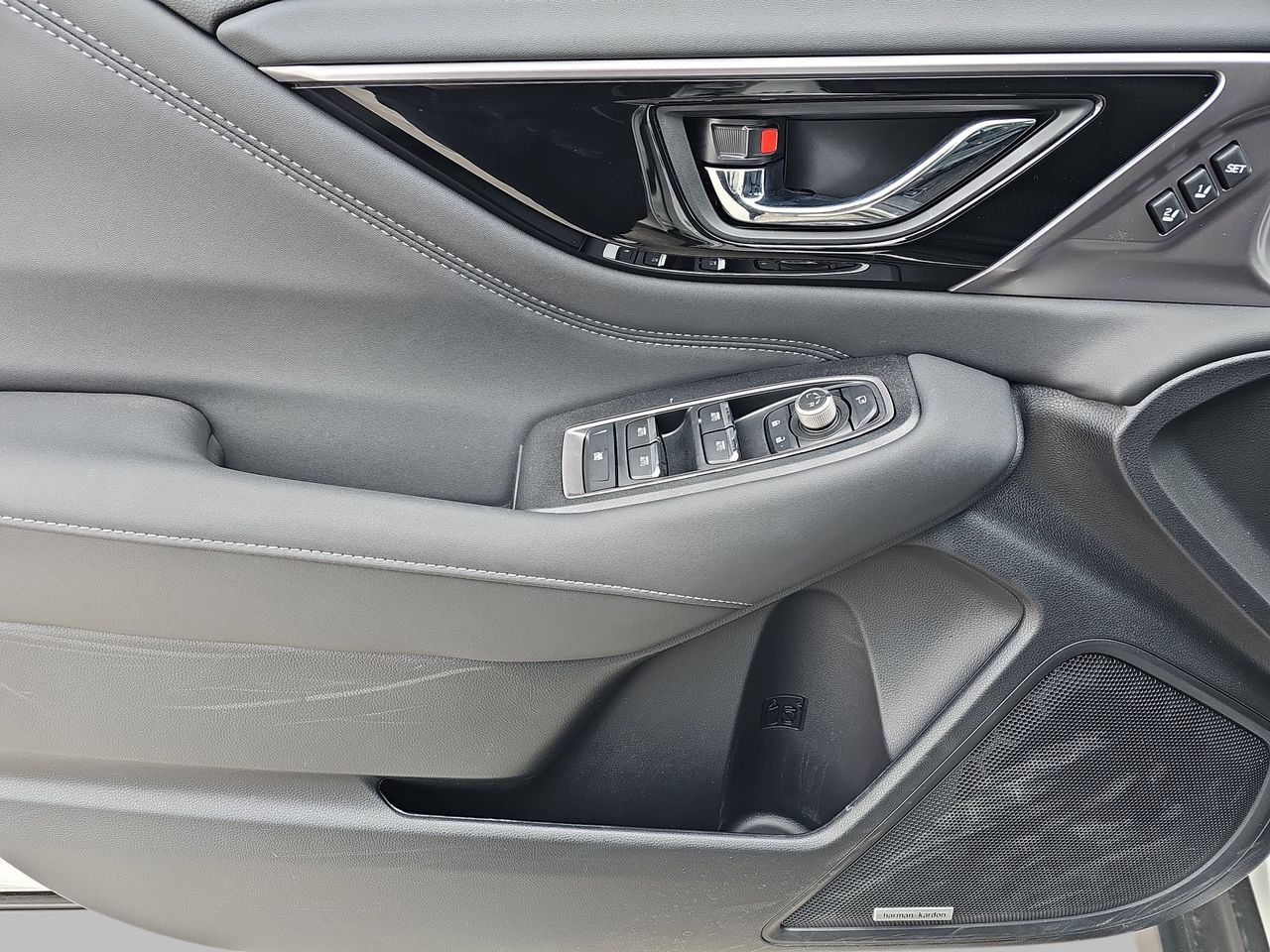 Certified Used 2025 Crystal White Pearl Subaru Touring XT image 33