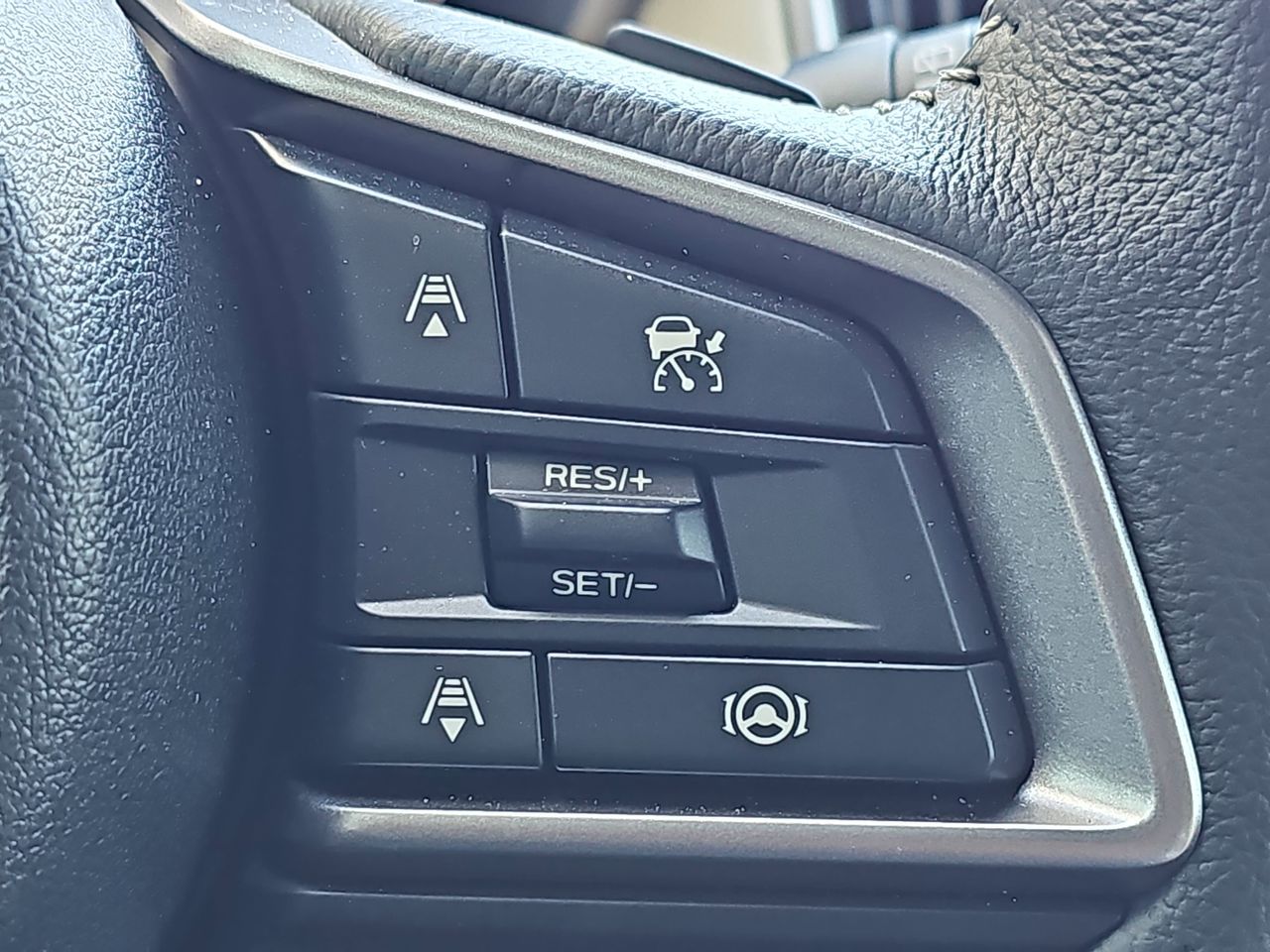 Certified Used 2025 Green Metallic Subaru Limited image 23