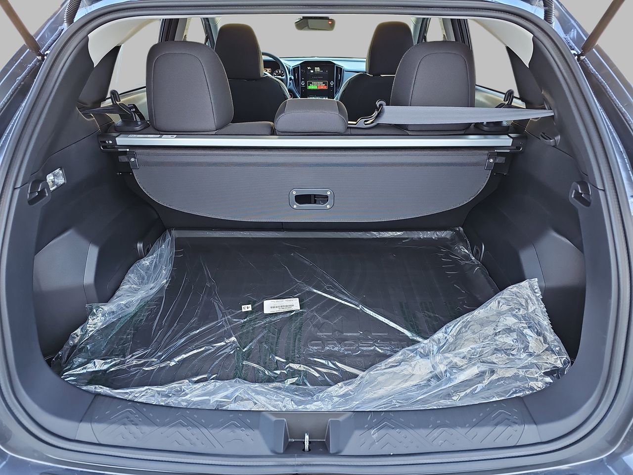 New 2026 Magnetite Gray/Crystal Black Silica Subaru Premium image 12