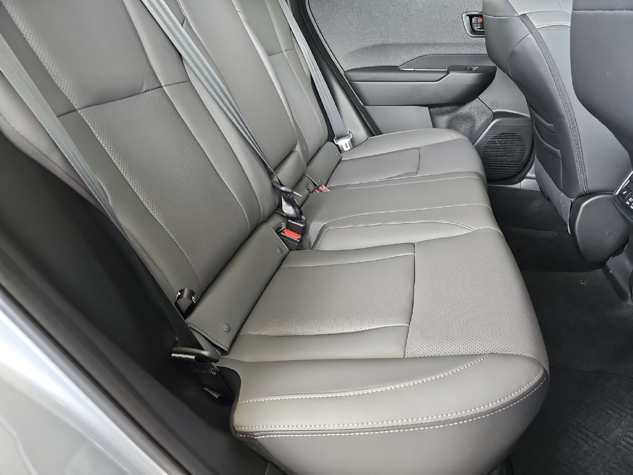New 2026 Ice Silver Subaru Limited image 14