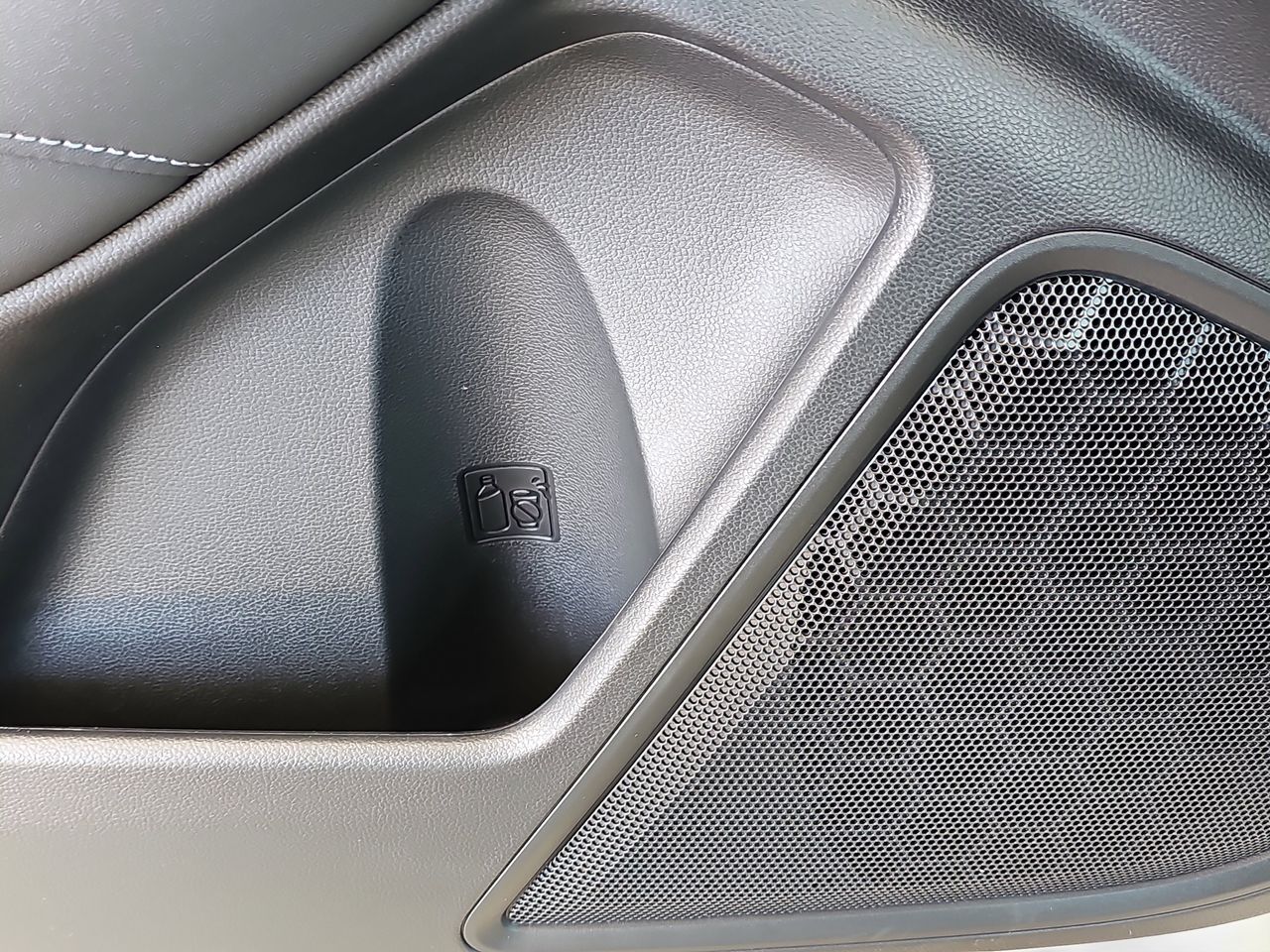 Certified Used 2025 Crystal White Pearl Subaru Premium image 32