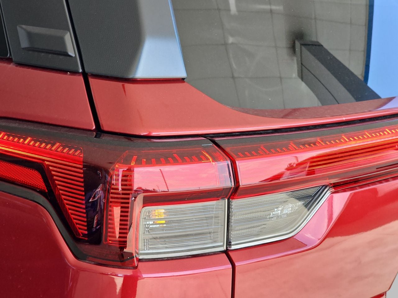 New 2026 Crimson Red Pearl Subaru Premium image 36
