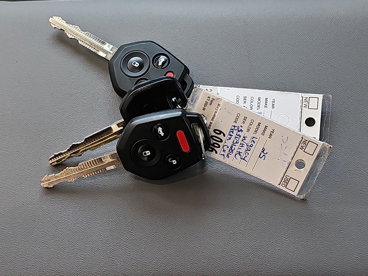 Certified Used 2025 Crystal White Pearl Subaru Premium image 39