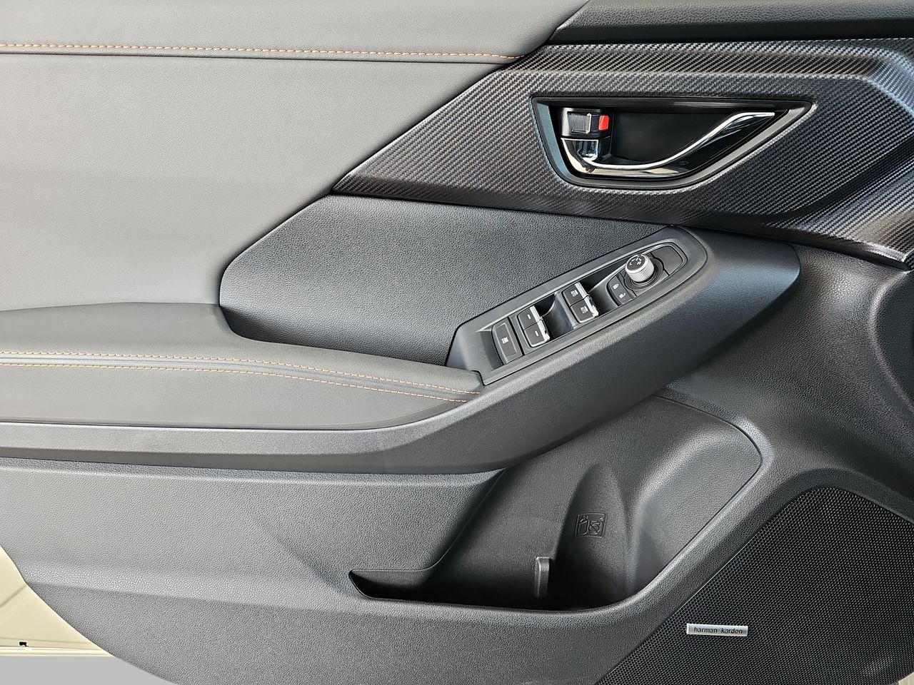 New 2026 Sand Dune Pearl Subaru Limited Hybrid image 28