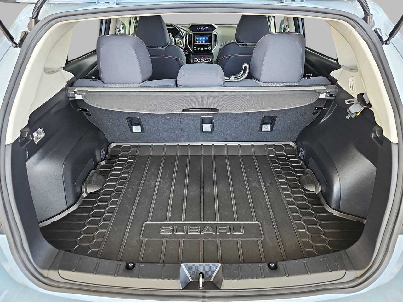 Used 2023 Cool-Gray Khaki Subaru Premium image 15