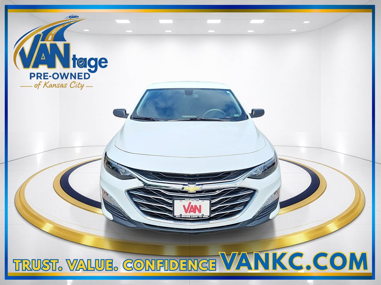 Used 2019 Chevrolet Malibu 1LT with VIN 1G1ZD5ST0KF113228 for sale in Kansas City