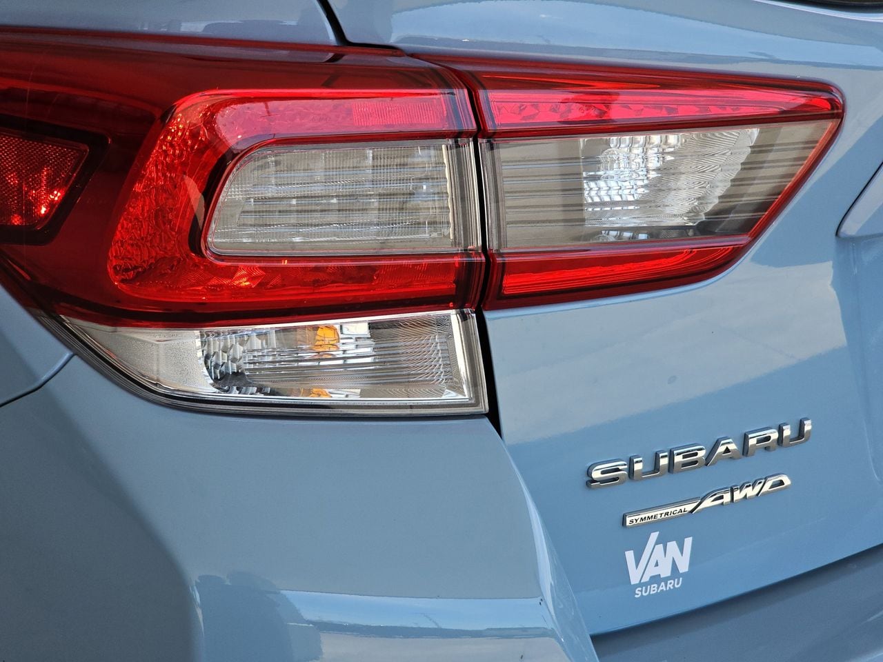 Used 2023 Cool-Gray Khaki Subaru Premium image 40