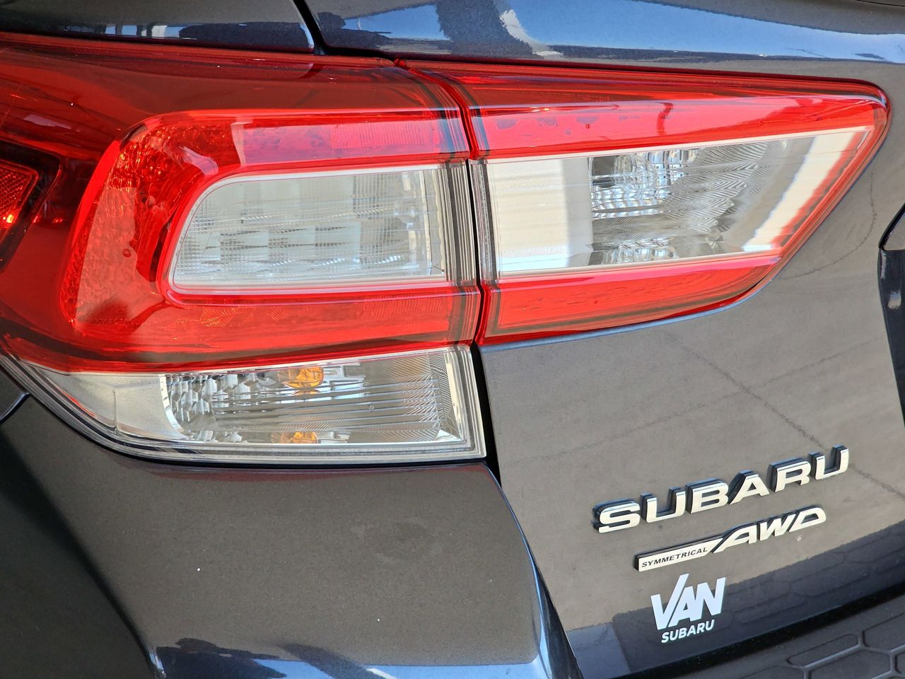 Used 2018 Dark Gray Metallic Subaru 2.0i Premium image 38