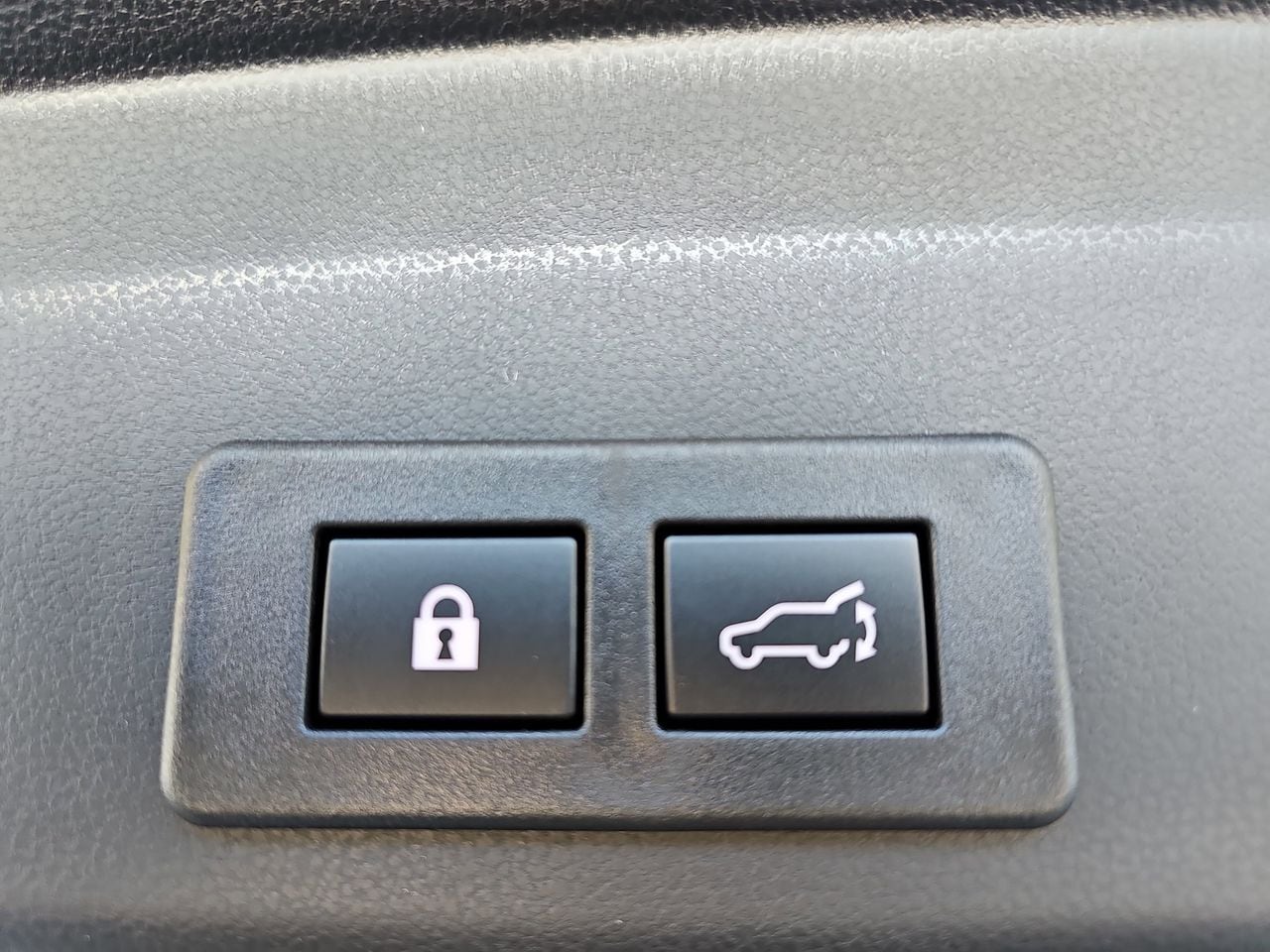 New 2026 Magnetite Gray Subaru Onyx Edition Touring 7-Passenger image 14