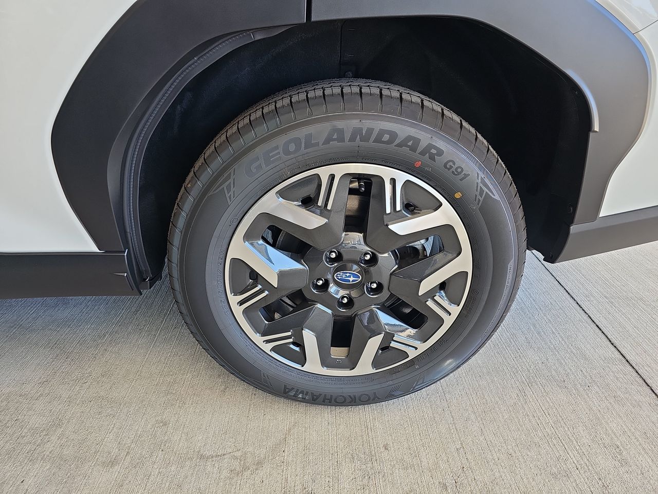 New 2026 Crystal White Pearl Subaru Premium image 34