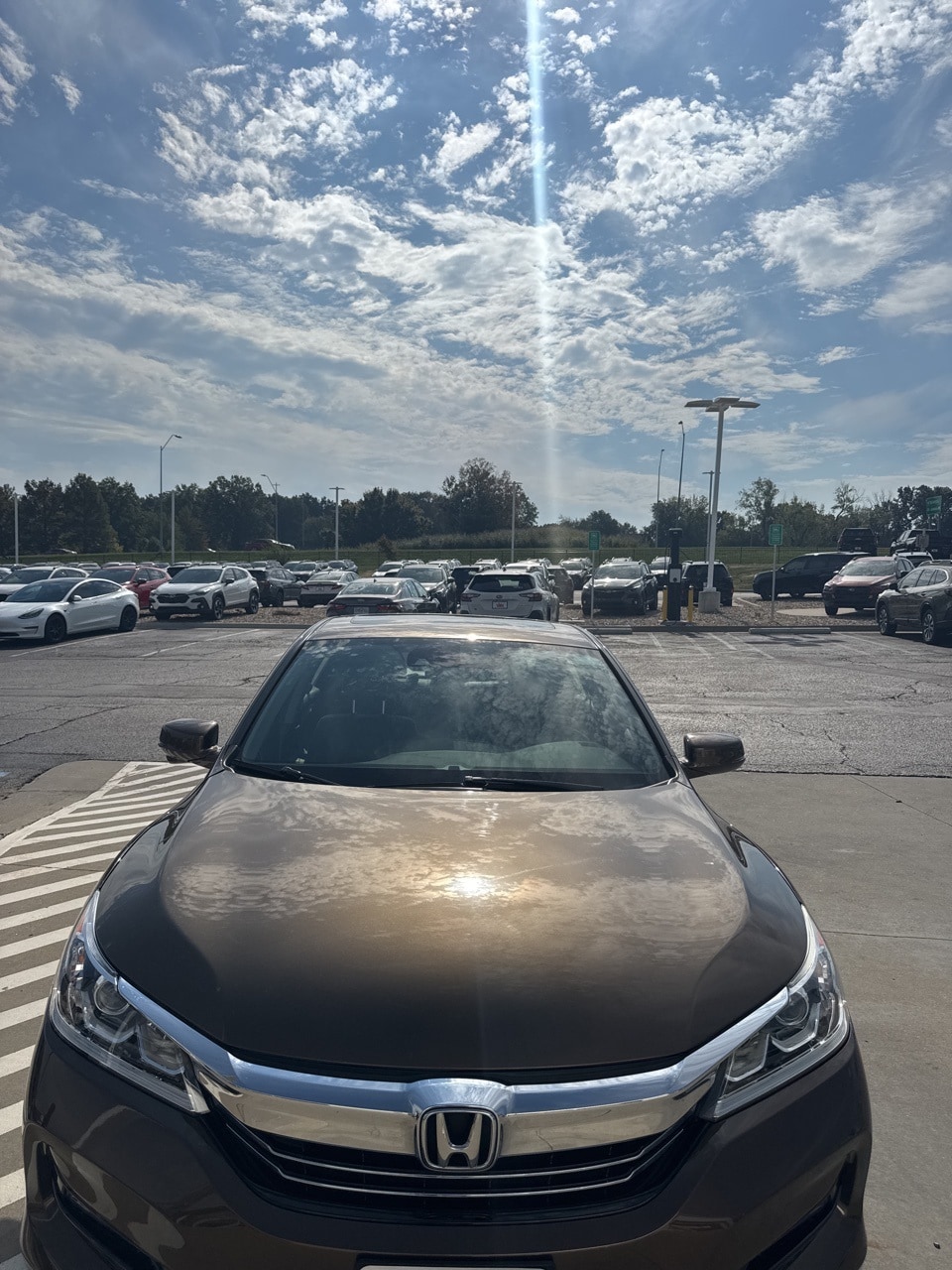 Used 2017 Honda Accord Hybrid EX-L with VIN JHMCR6F57HC003513 for sale in Kansas City
