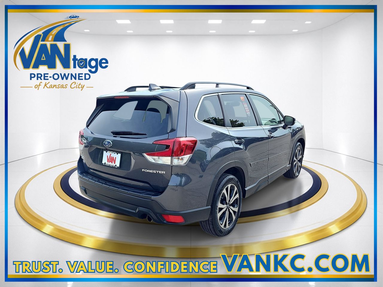 Used 2021 Magnetite Gray Metallic Subaru Limited image 6
