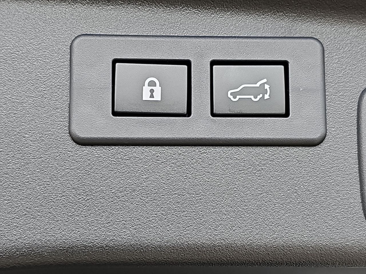New 2026 Ice Silver Subaru Limited image 13