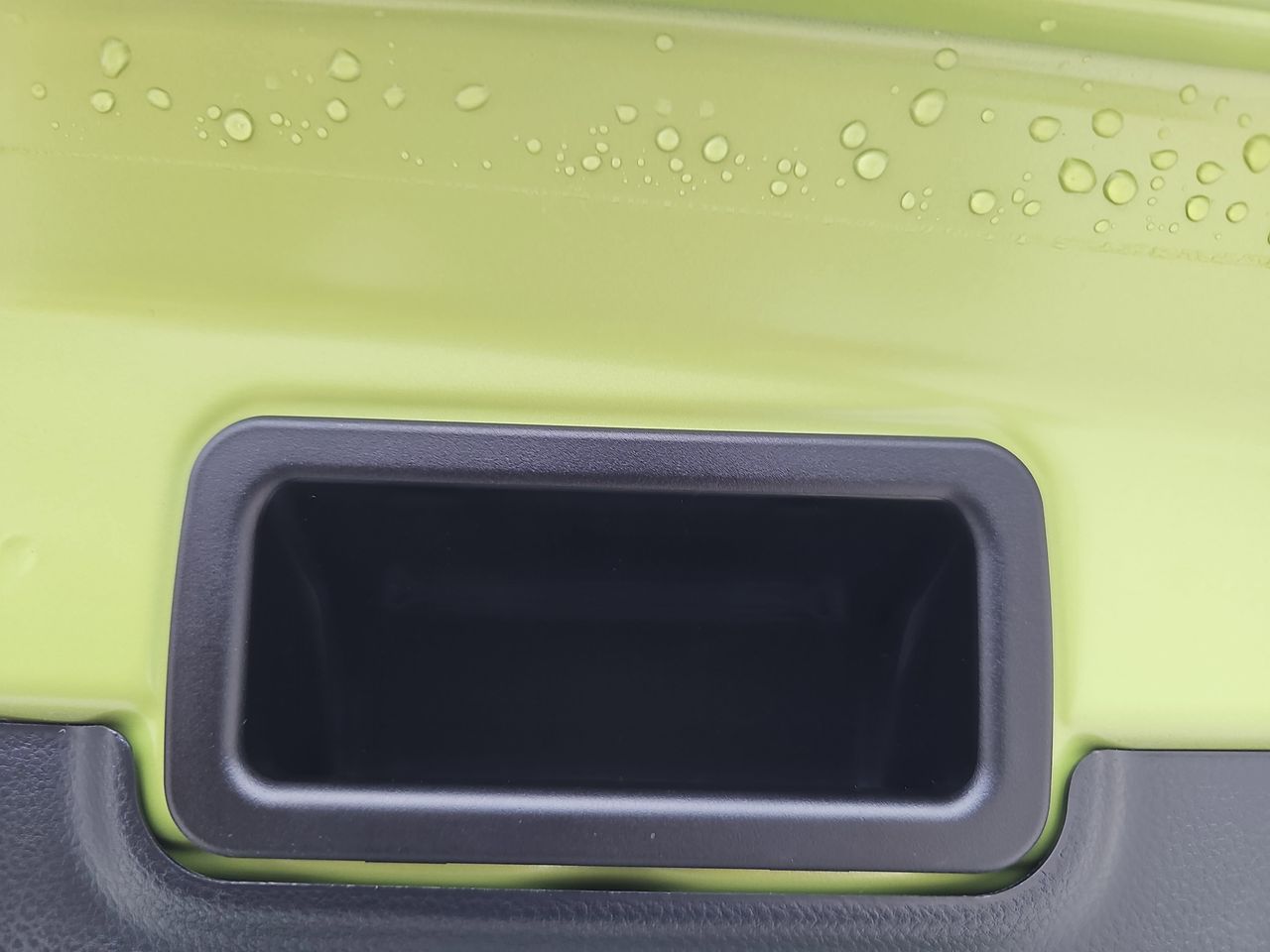 New 2026 Citron Yellow Pearl Subaru Limited Hybrid image 13