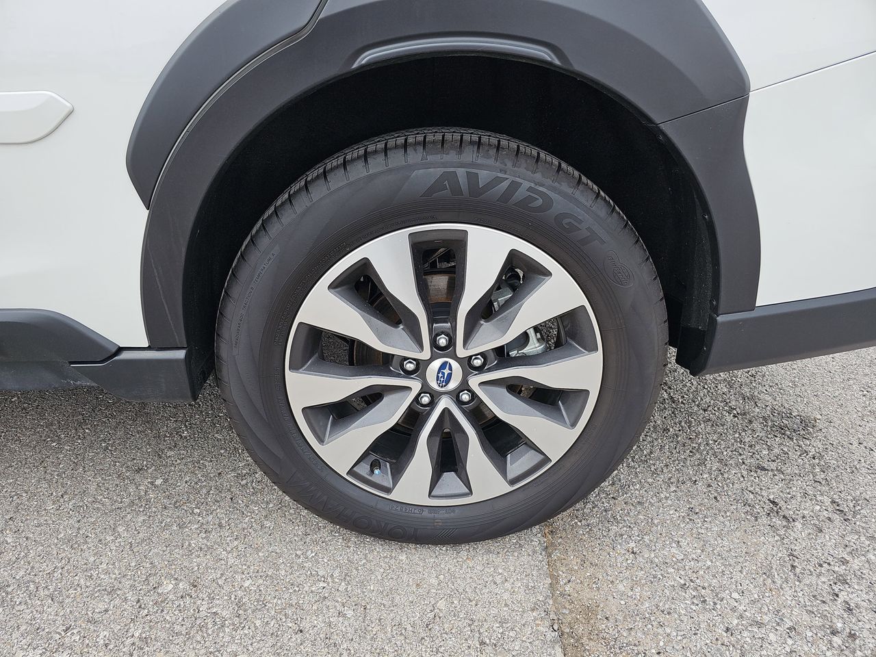 Certified Used 2025 Crystal White Pearl Subaru Touring XT image 41