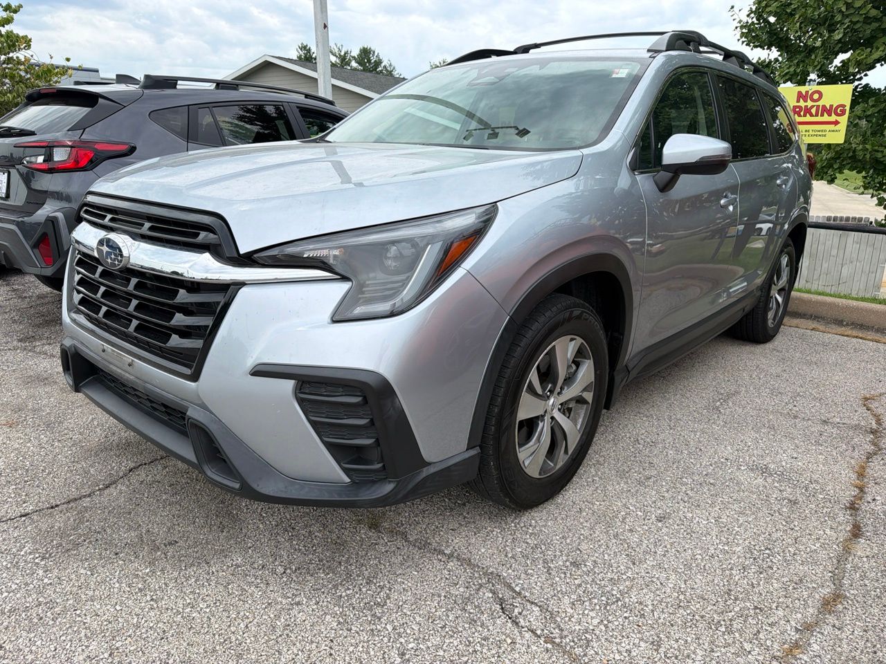 Used 2023 Subaru Ascent Premium with VIN 4S4WMACD5P3424913 for sale in Kansas City
