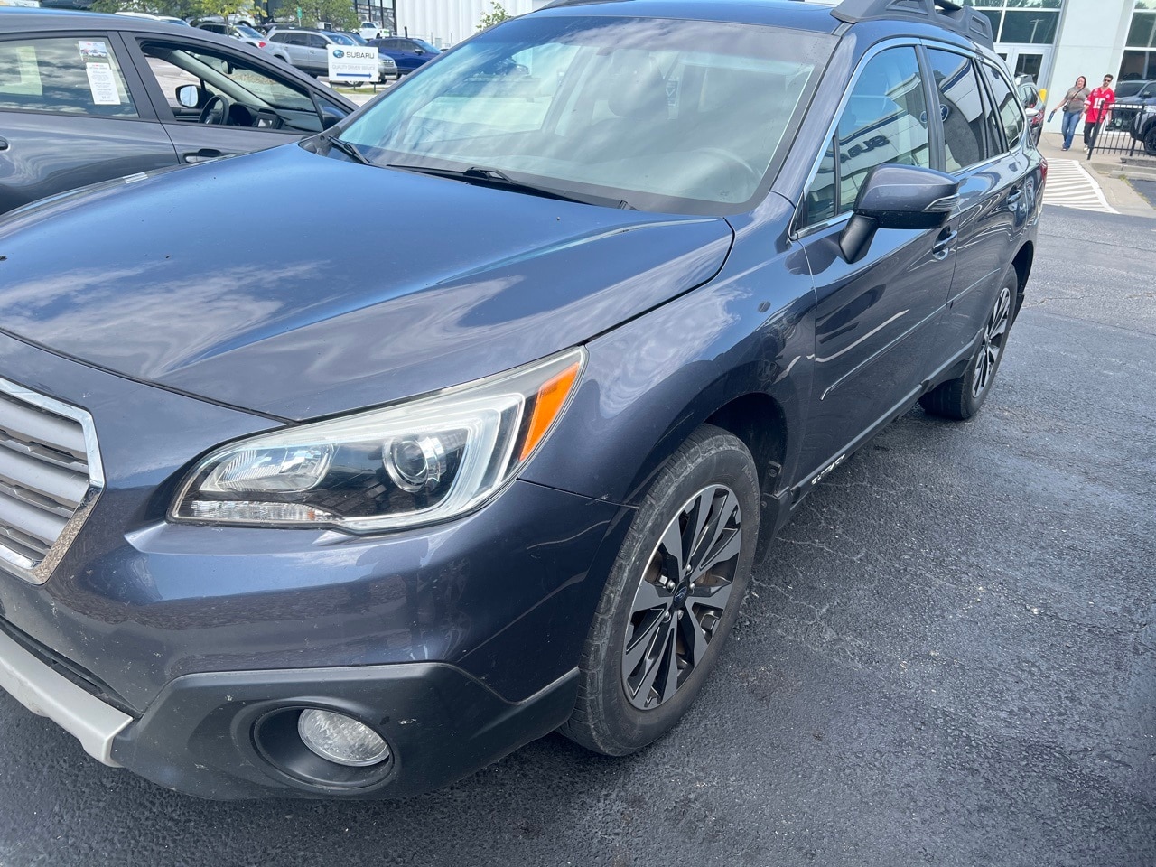 Used 2016 Subaru Outback Limited with VIN 4S4BSBLC1G3276129 for sale in Kansas City