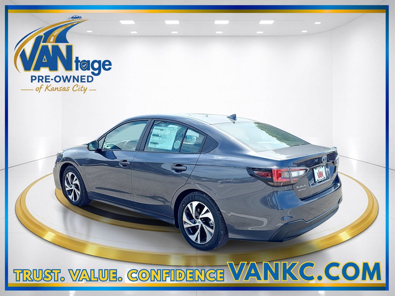 Certified Used 2025 Gray Metallic Subaru Premium image 9