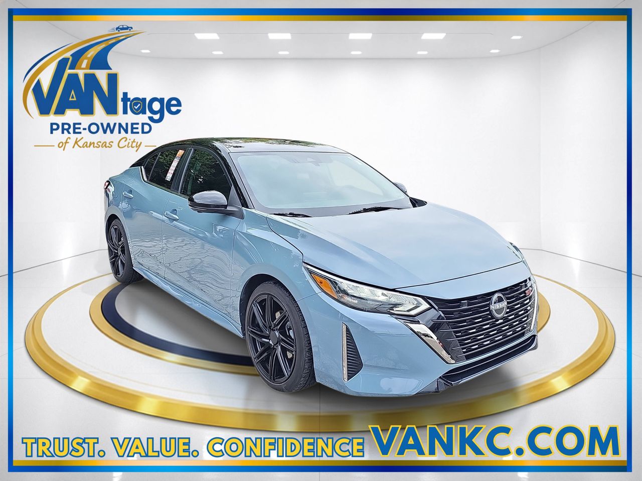 Used 2024 Atlantic Gray Metallic Super Black Nissan SR image 3