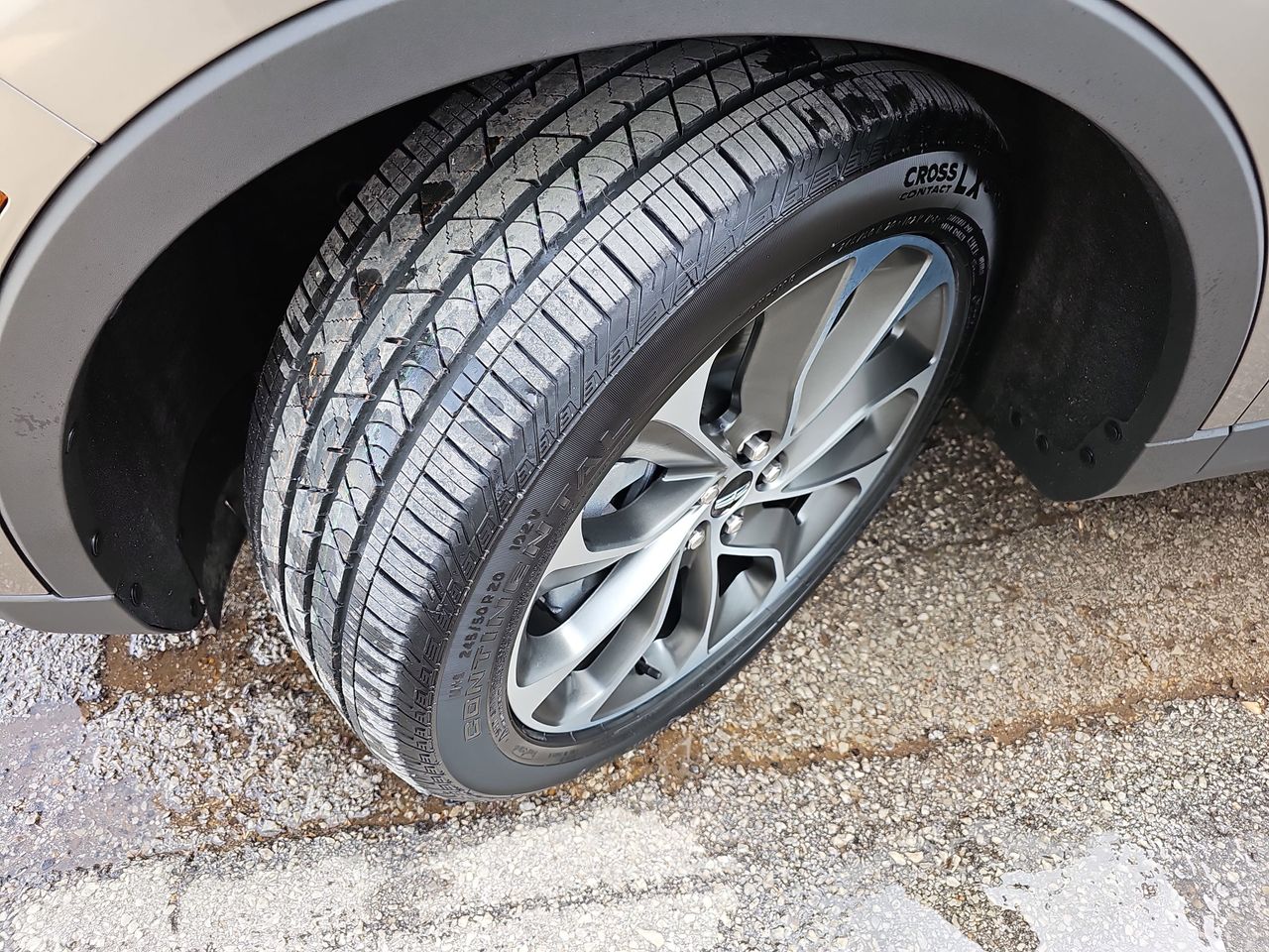 Used 2021 Mocha Lincoln Reserve image 38