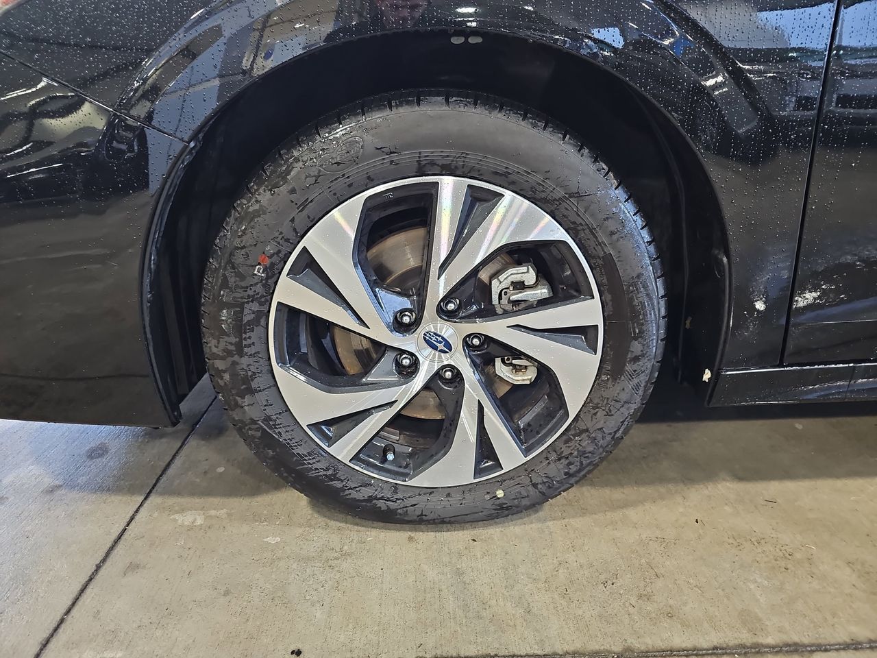 Certified Used 2025 Crystal Black Silica Subaru Premium image 36