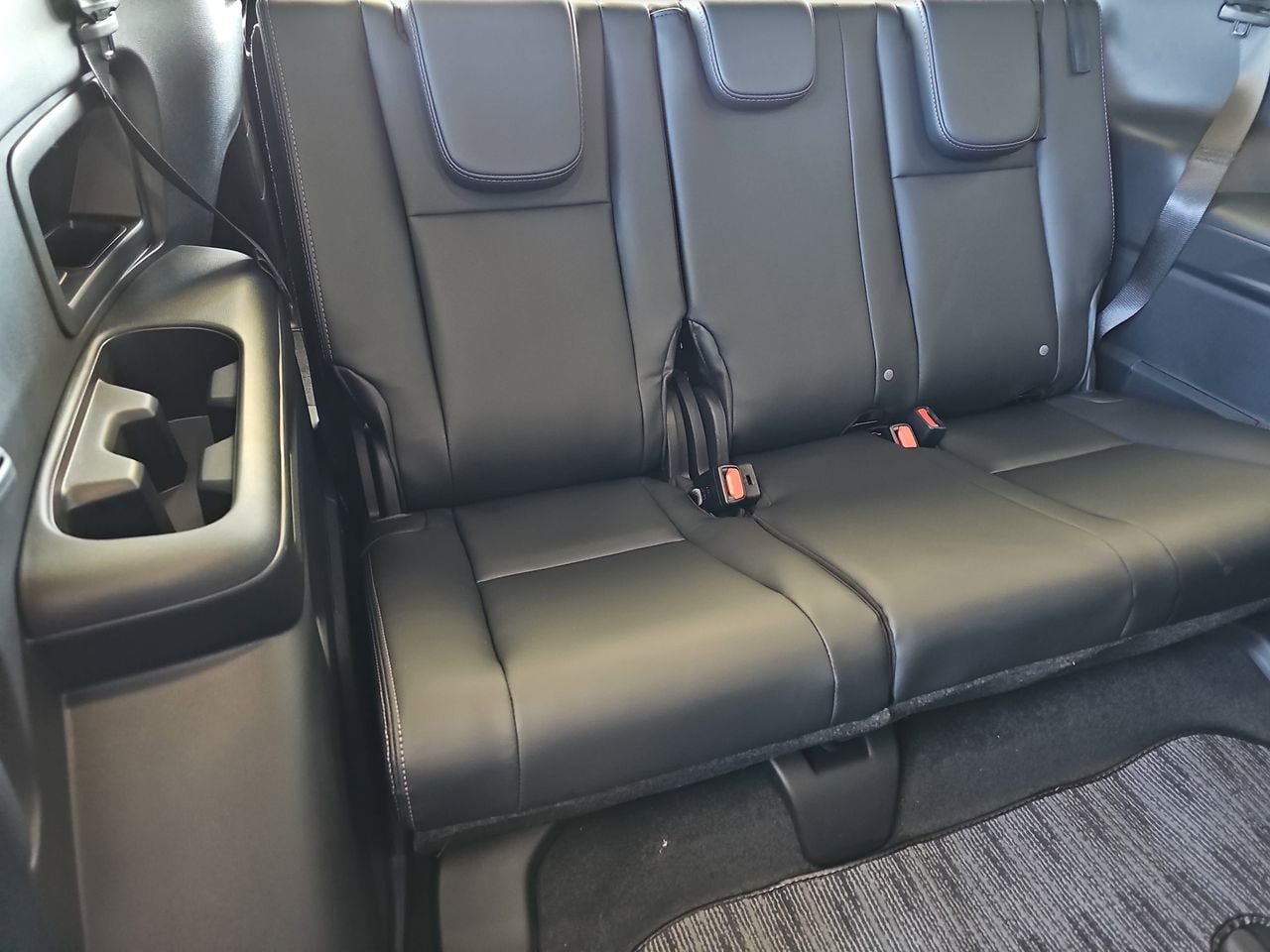 New 2026 Magnetite Gray Subaru Limited 7-Passenger image 12