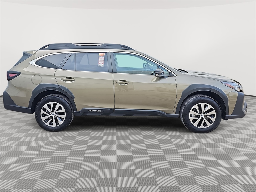 Used 2024 Subaru Outback Premium SUV