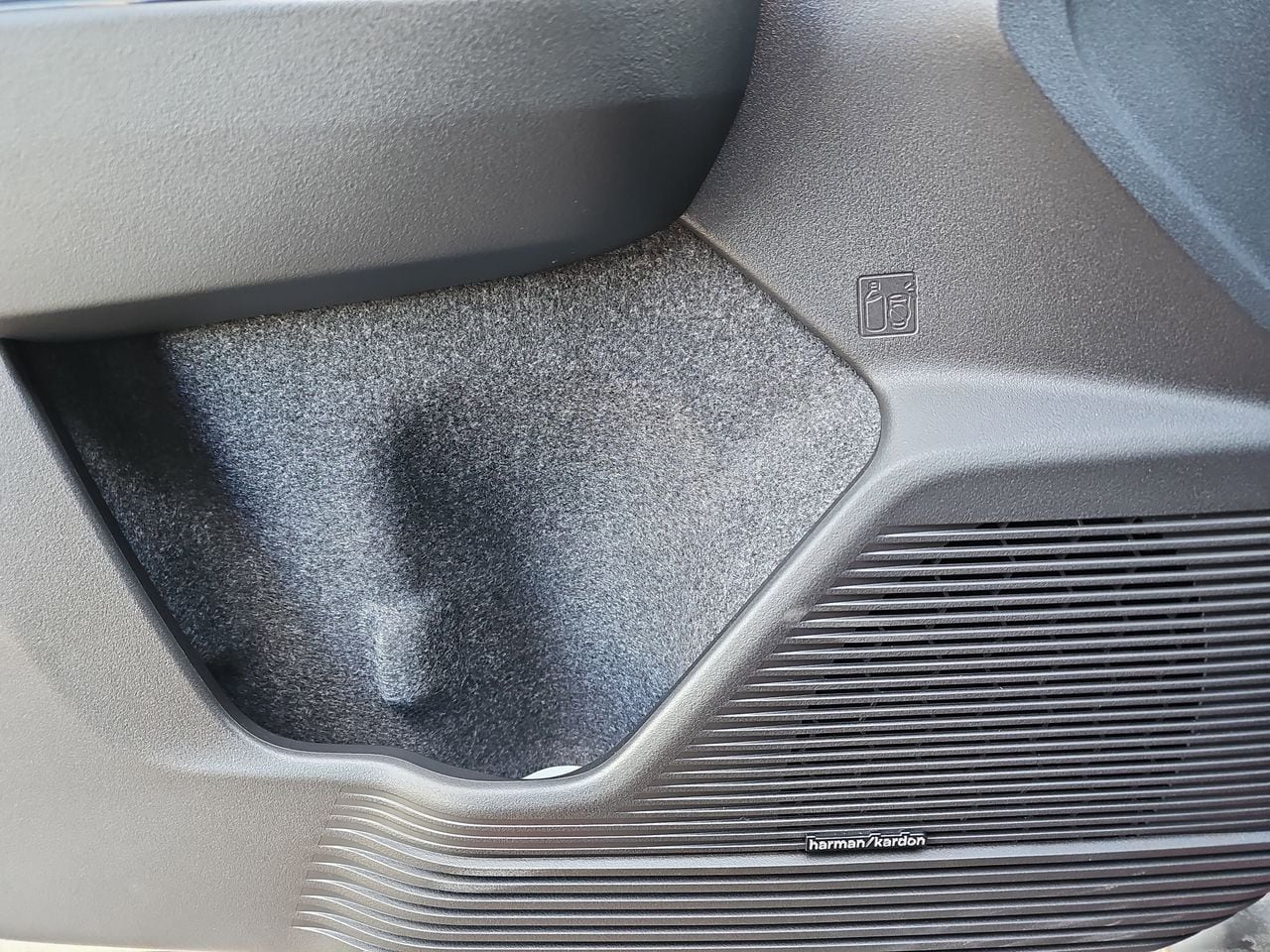 New 2026 Crimson Red Pearl Subaru Limited XT image 30