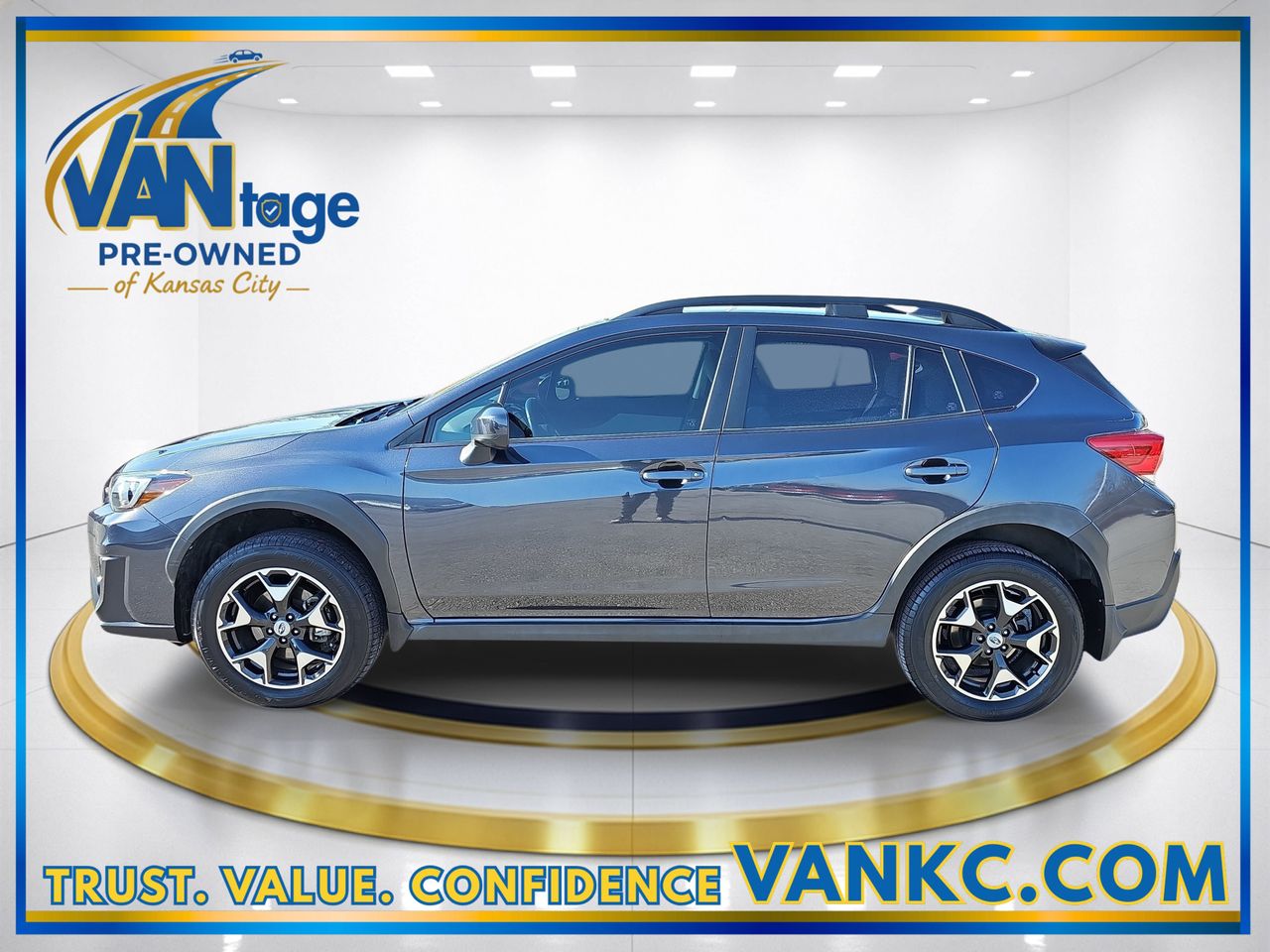 Used 2018 Dark Gray Metallic Subaru 2.0i Premium image 10