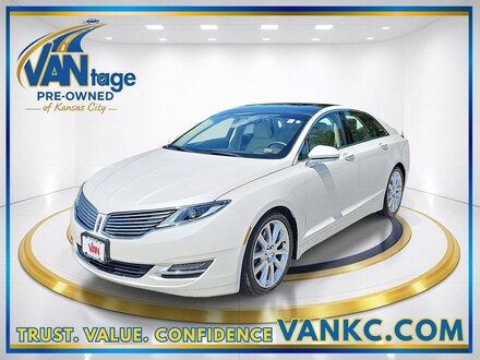 2013 Lincoln MKZ Base Sedan