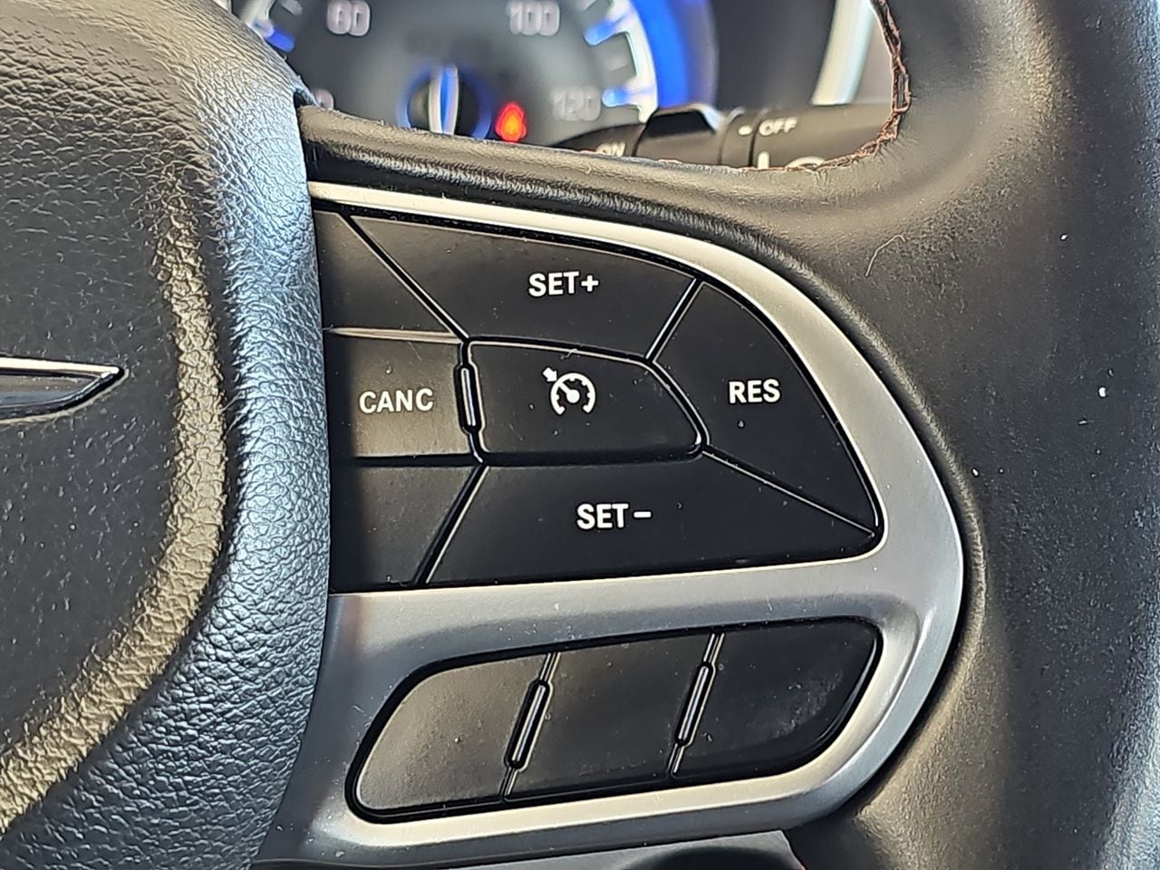 Used 2017 Dark Cordovan Pearlcoat Chrysler Touring L image 23