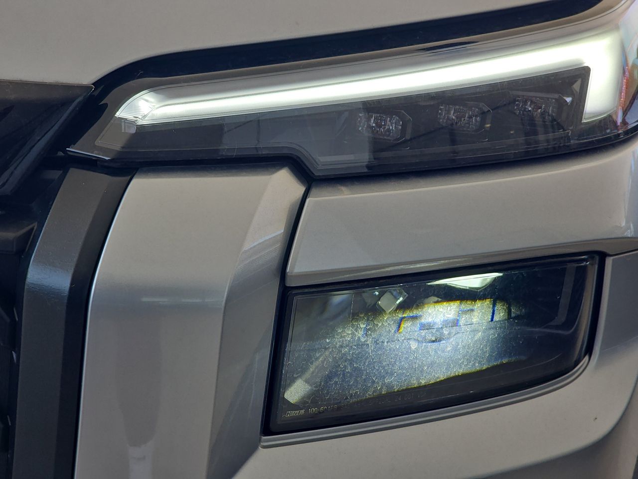 New 2026 Ice Silver Subaru Premium image 33