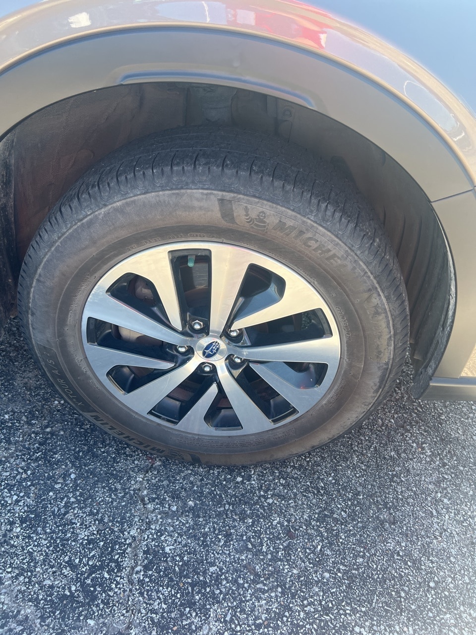 Used 2021 Subaru Outback Premium with VIN 4S4BTADC7M3214056 for sale in Gladstone, MO