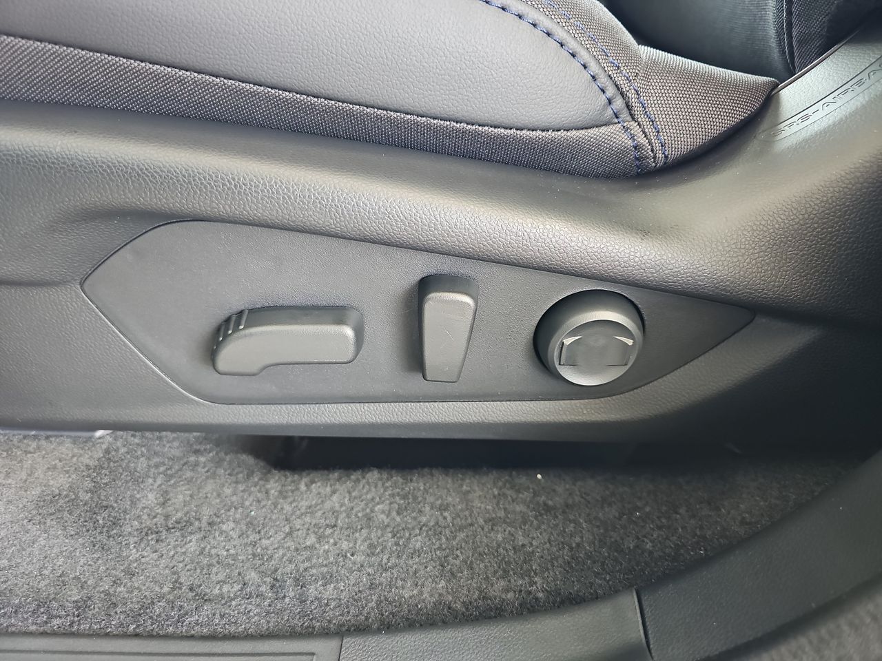 New 2026 River Rock Pearl Subaru Premium image 30